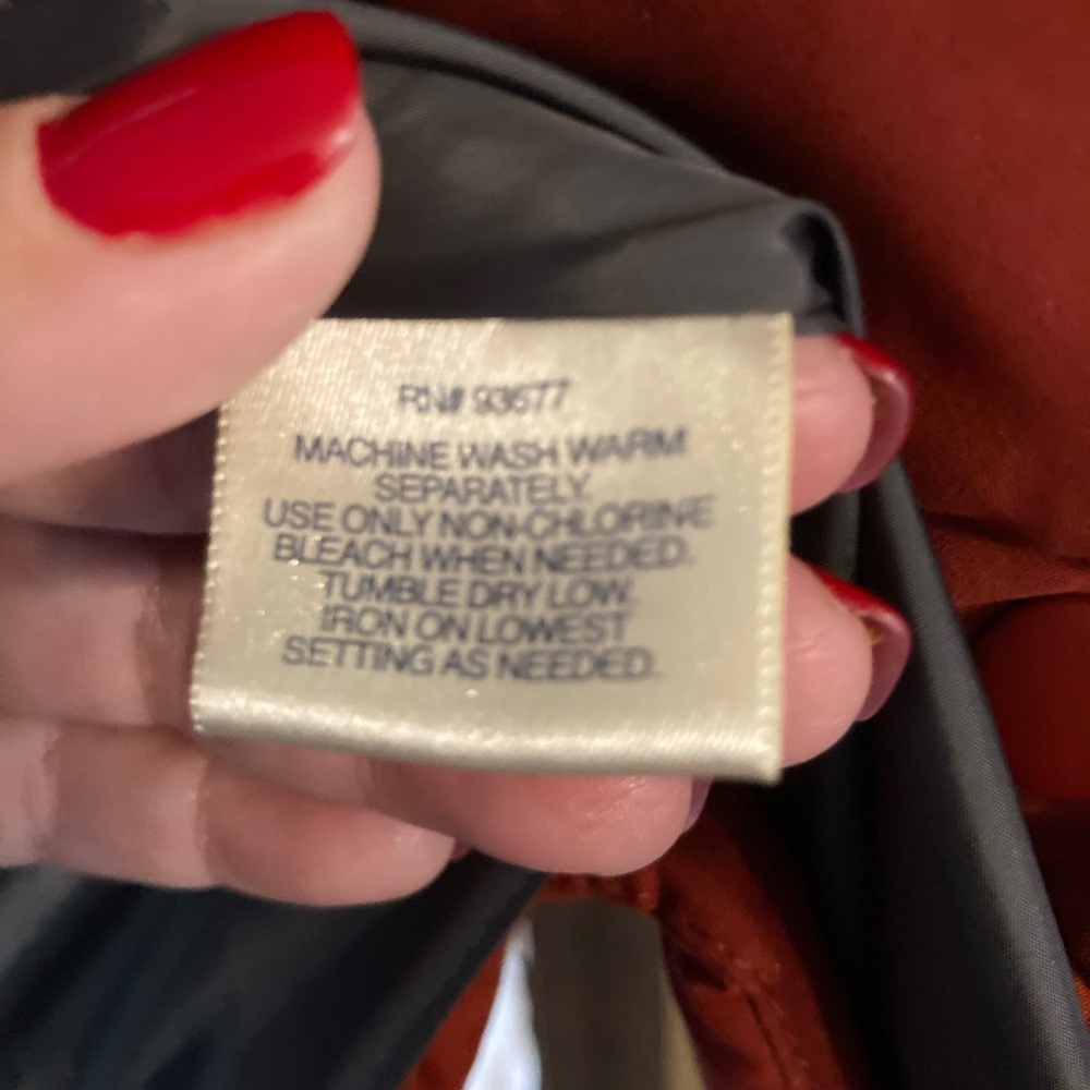 Vest - Picture 2 of 4